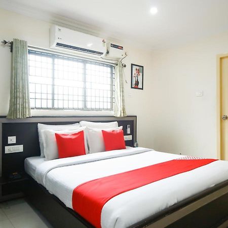Madrasi Airport Hotel - Saibala Chennai Exterior photo
