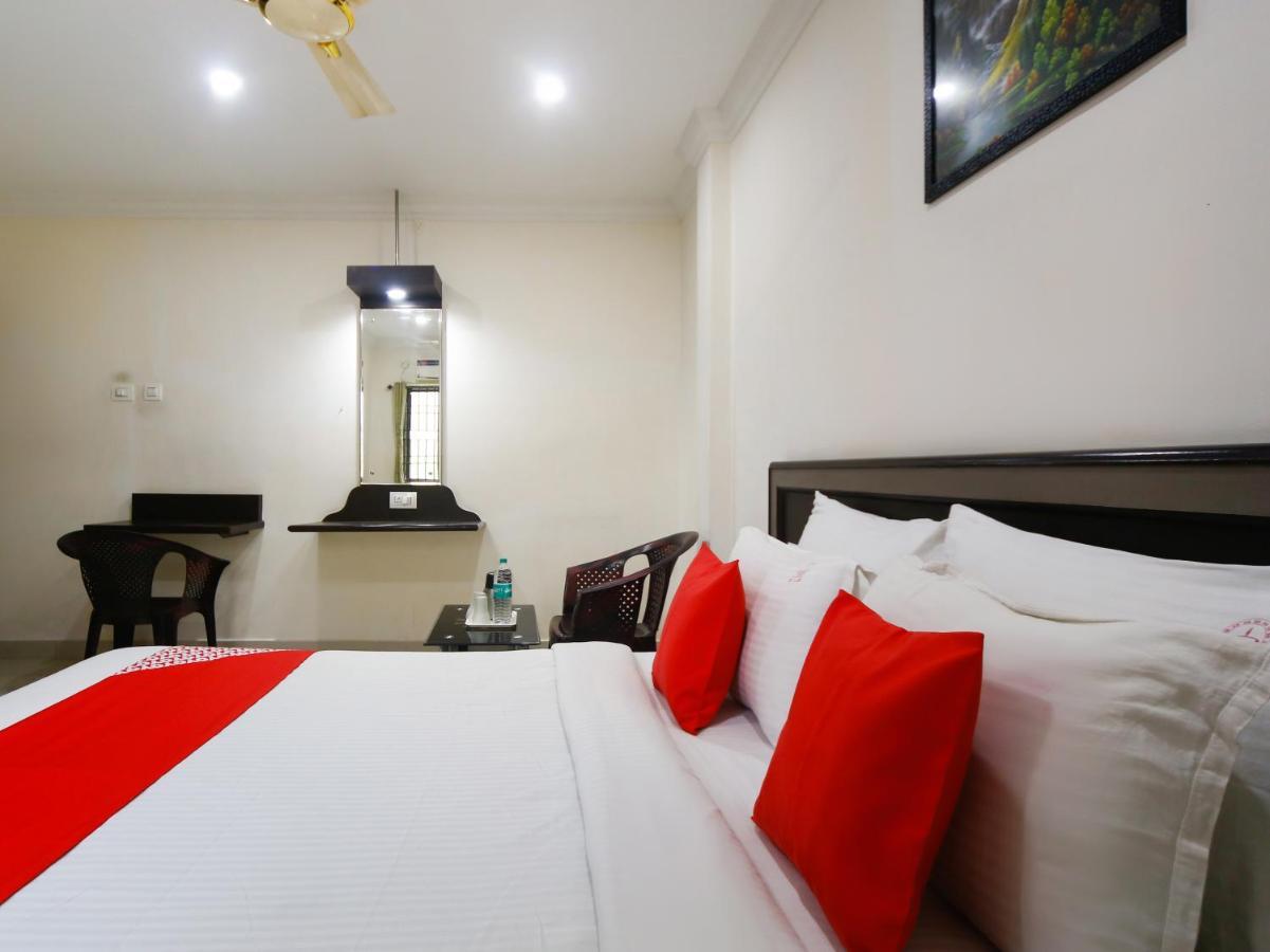 Madrasi Airport Hotel - Saibala Chennai Exterior photo