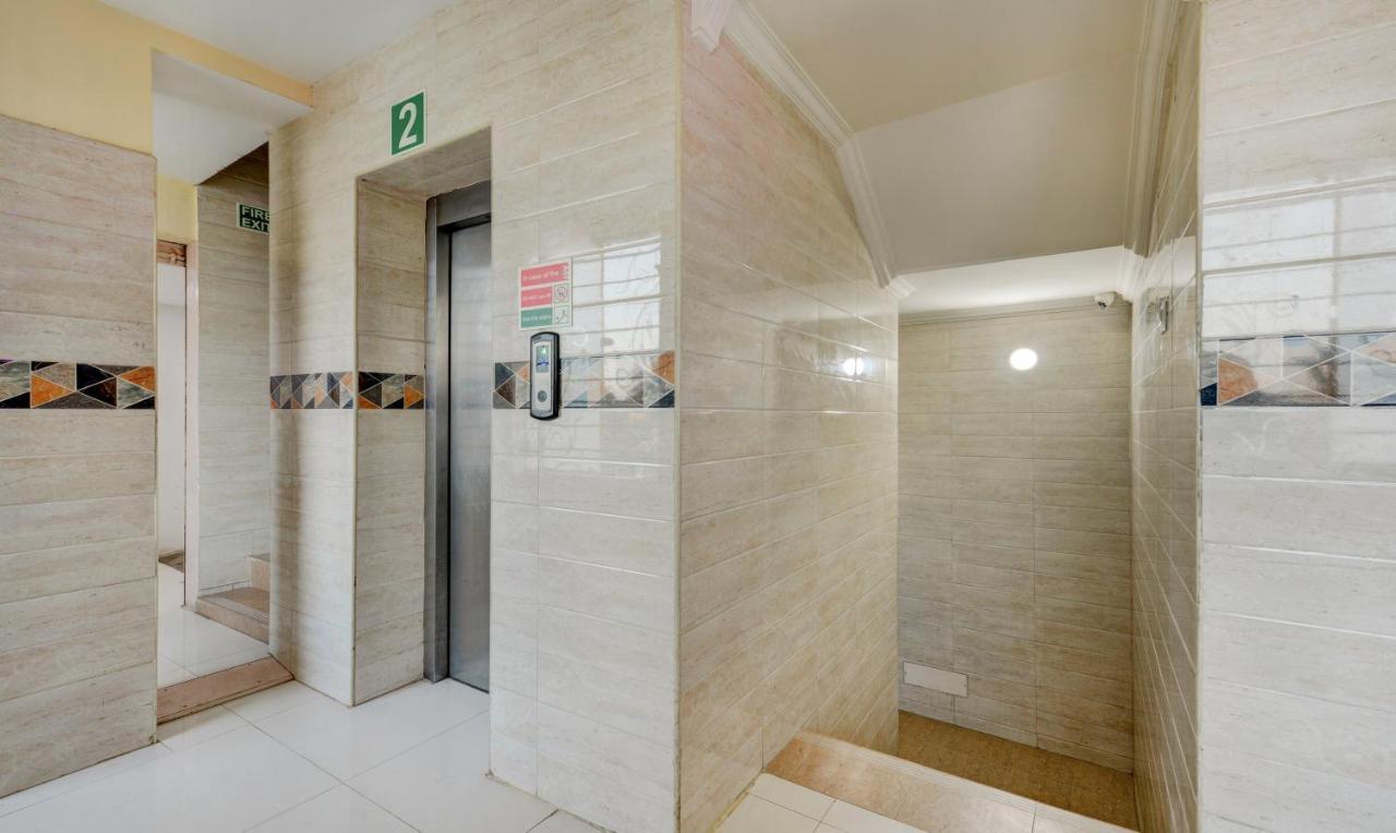 Madrasi Airport Hotel - Saibala Chennai Exterior photo